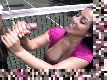 Gros nichons, En plein air, Sport, Fellation, Interracial, Milf, Latina, Pornstar, Branlette, Black