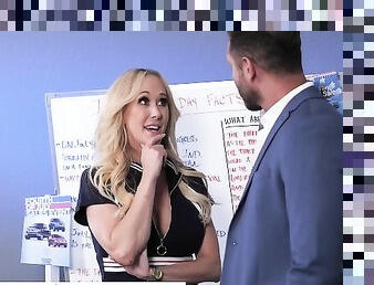 Naughty America - Big tit blonde MILF of a bombshell Brandi Love fucks favorite employee to celebrat